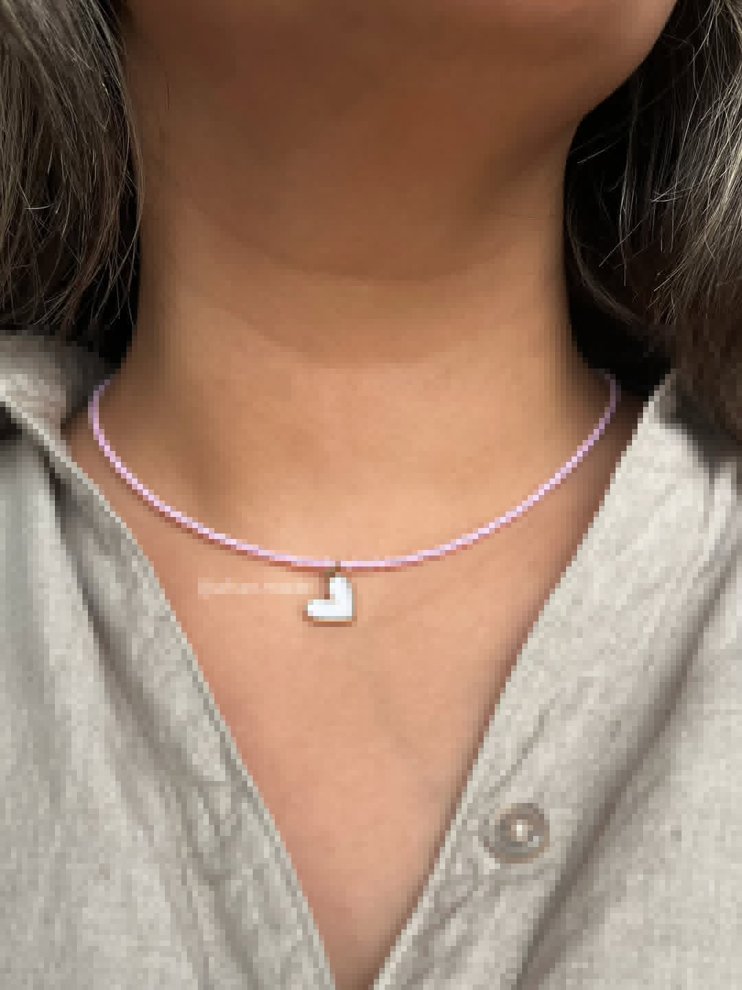 گردنبند قلب سفید میناکاری